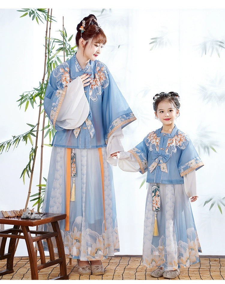 PreOrder:Xiaohe Blue Hanfu for Girls - Adorable Mother-Daughter Traditional Outfits