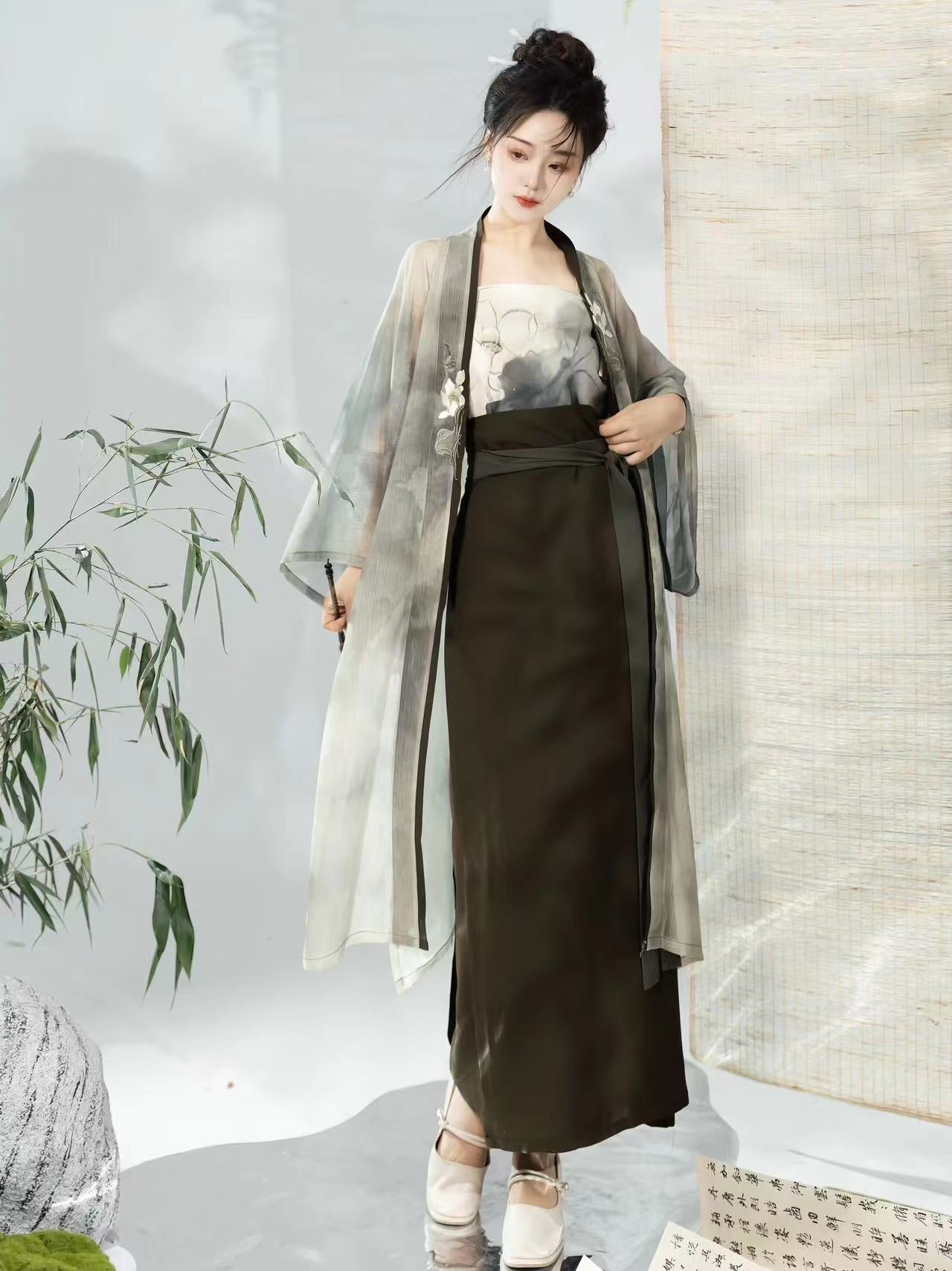 PreOrder:Timeless Beauty: Song Dynasty-Inspired Women's Hanfu in Modern Chinese Style