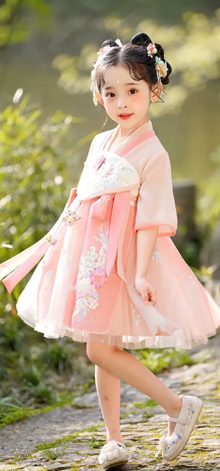 Pink Xiuhe Dress - Ethereal Hanfu Gown for Little Girls