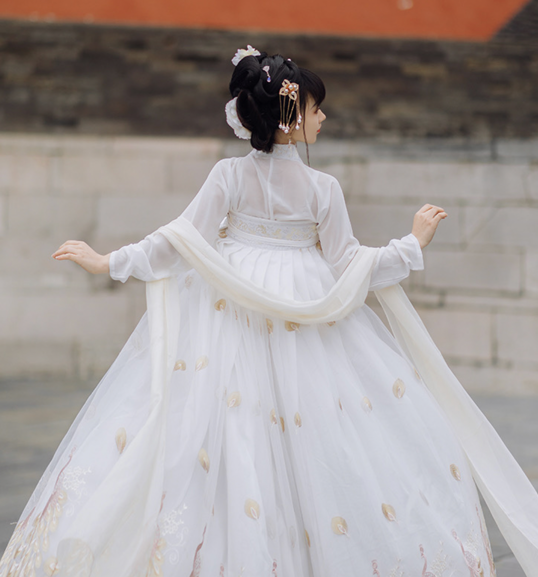 Ethereal Peacock Hanfu Gown