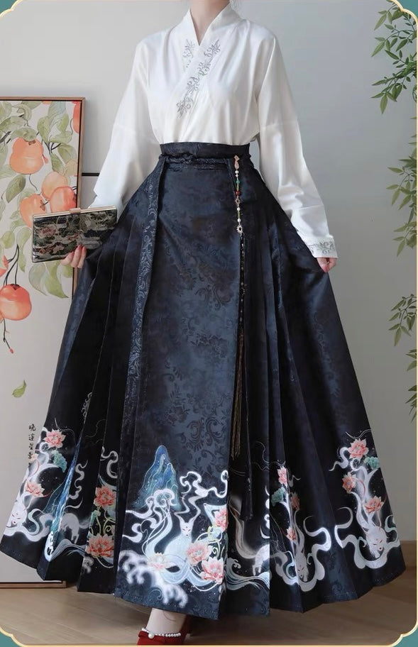 PreOrder: Lotus Fox Elegance : Ming-Style Hanfu - Embroidered Bishop Sleeve Horseface Skirt Set - Everyday Chinese Chic
