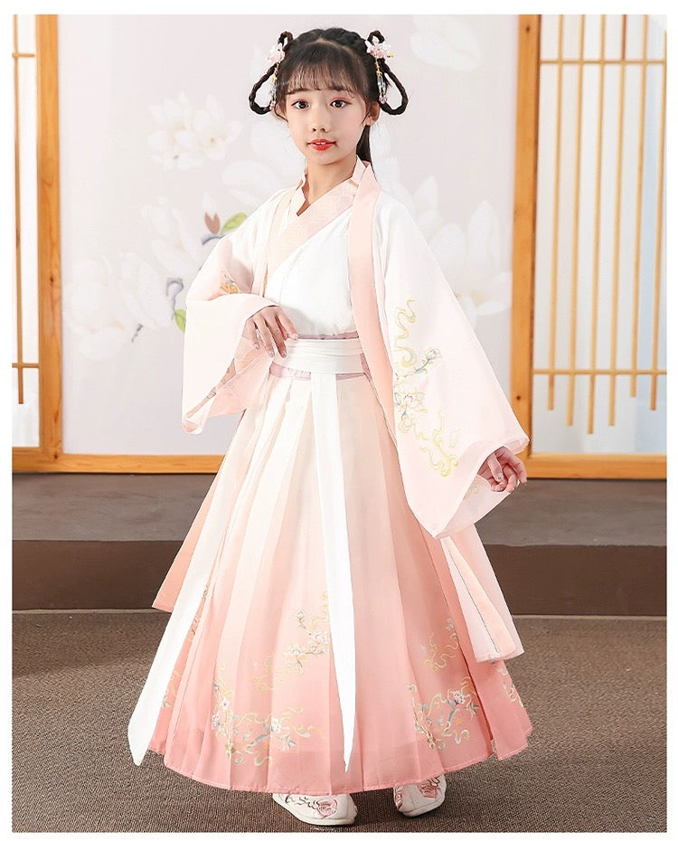 PreOder:Dancing Phoenix:  Hanfu Dress with Cross-Collar and Wide Sleeves
