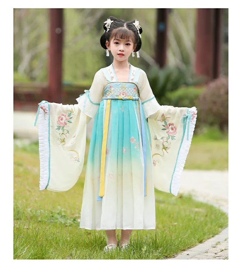 PreOrder: Moonlit Xiang in Teal: Ethereal Chinese Fairy Dress