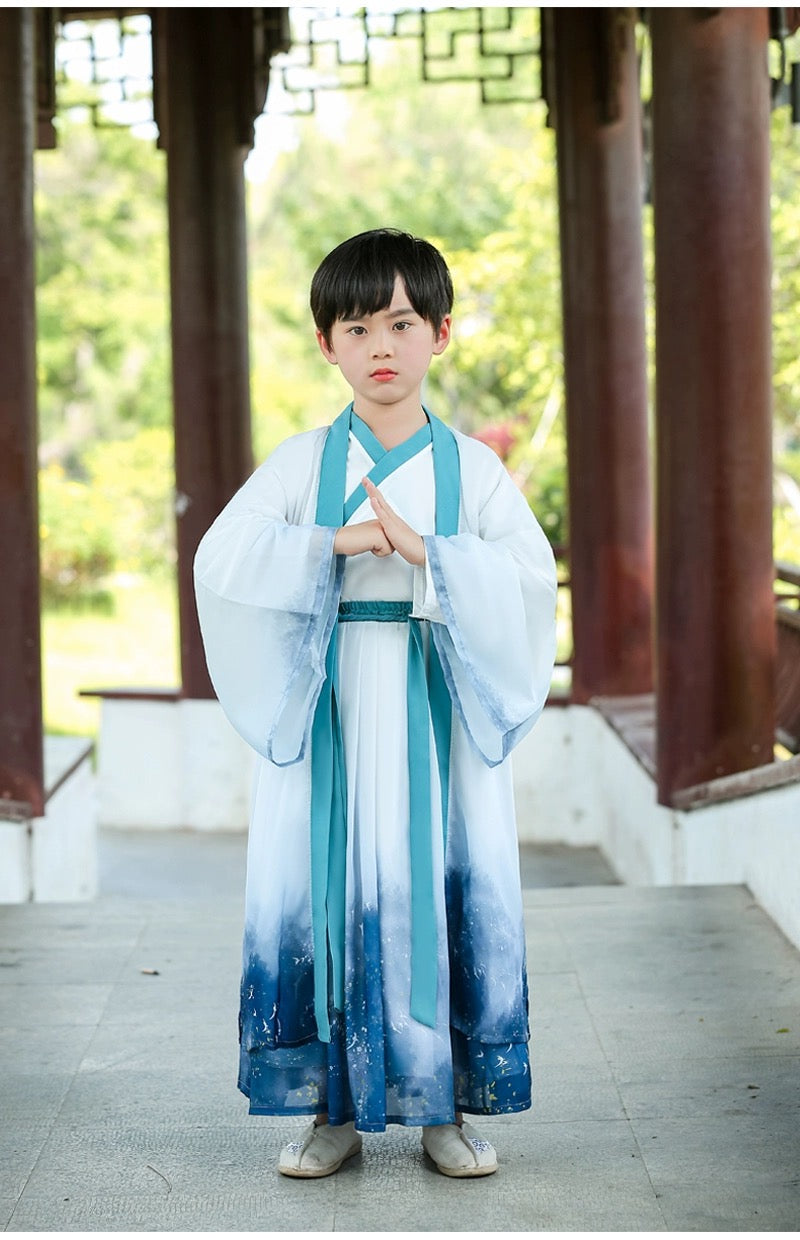 Elegant Dynasty: Matching Parent-Child Hanfu Outfits – Timeless Traditional Long Robes for Kids & Adults