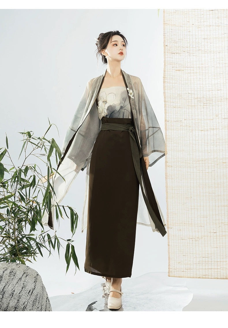 Timeless Beauty: Song Dynasty-Inspired Women's Hanfu in Modern Chinese Style