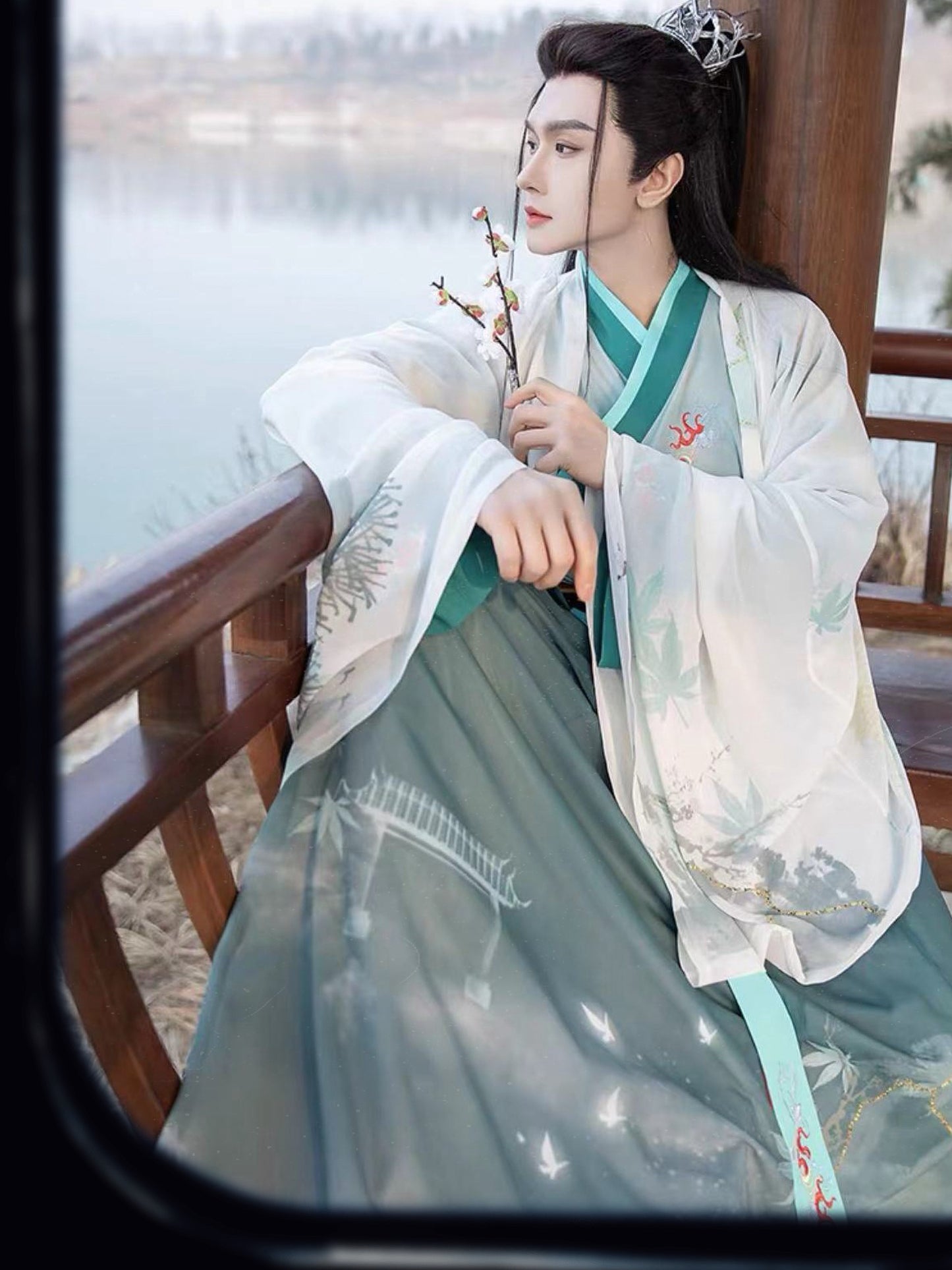 Ink Scholar: Men's Jin-Style Qi Waist Ruqun Hanfu in Wei-Jin Warrior Elegance