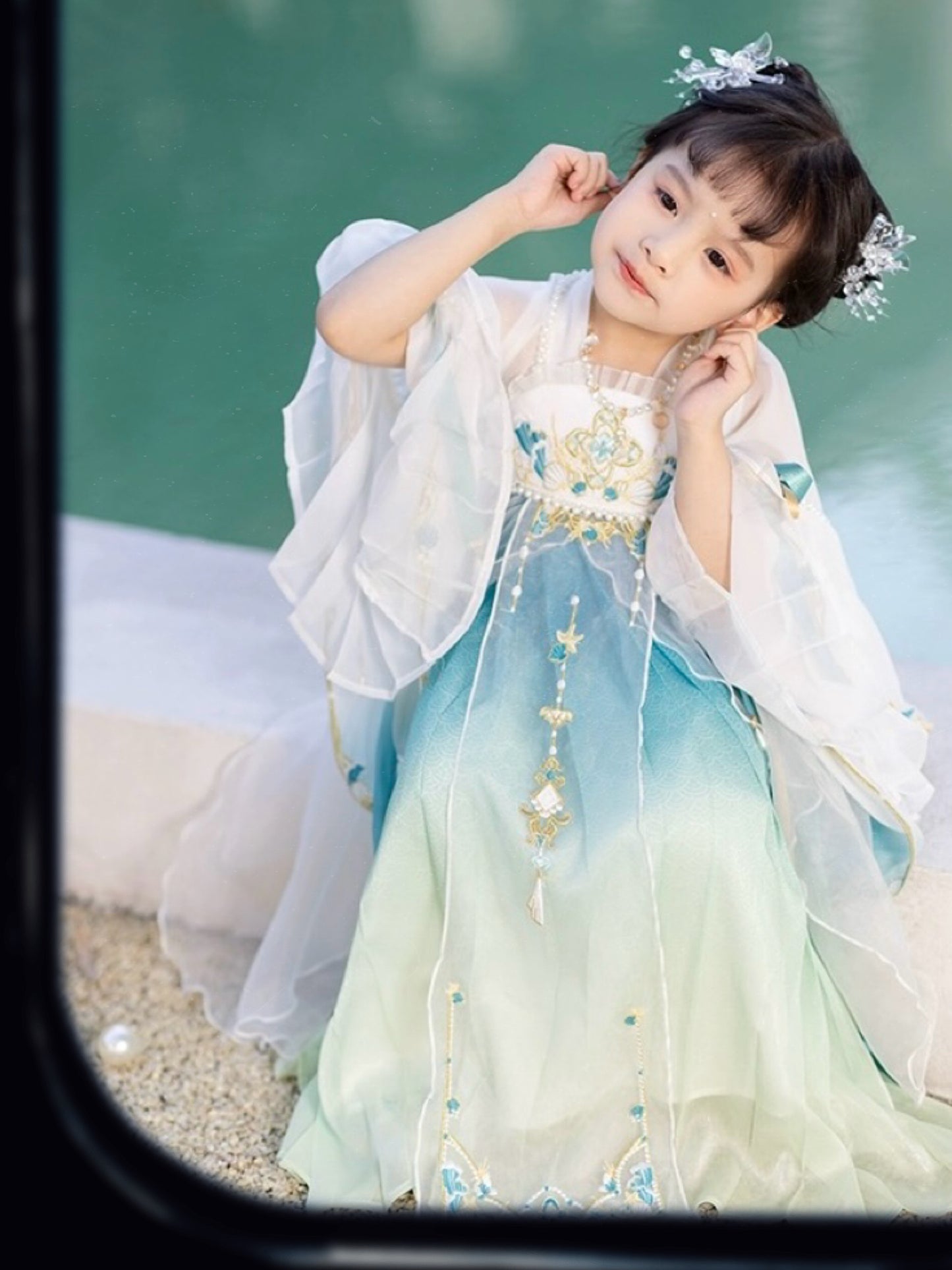 Dragon Maiden Elegance: Girls' Tang Dynasty Qi Chest Ruqun