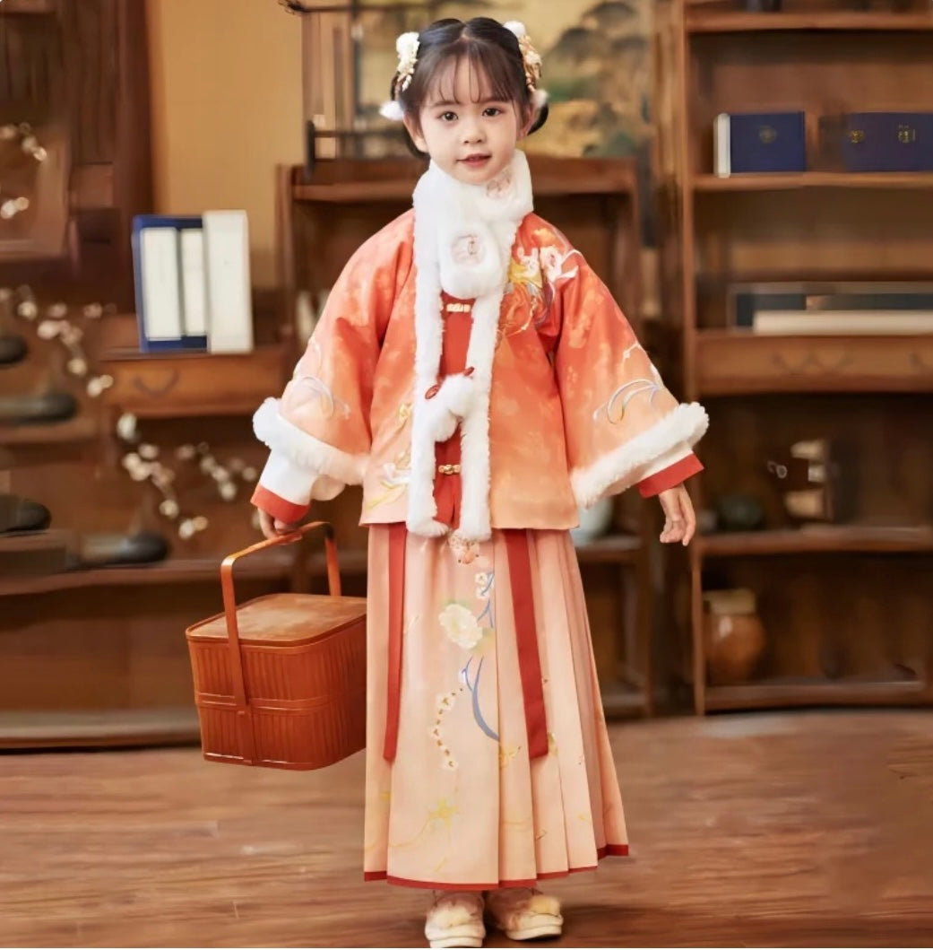 Koi Splendor - Traditional Hanfu for Little Girls: Chinese Elegance