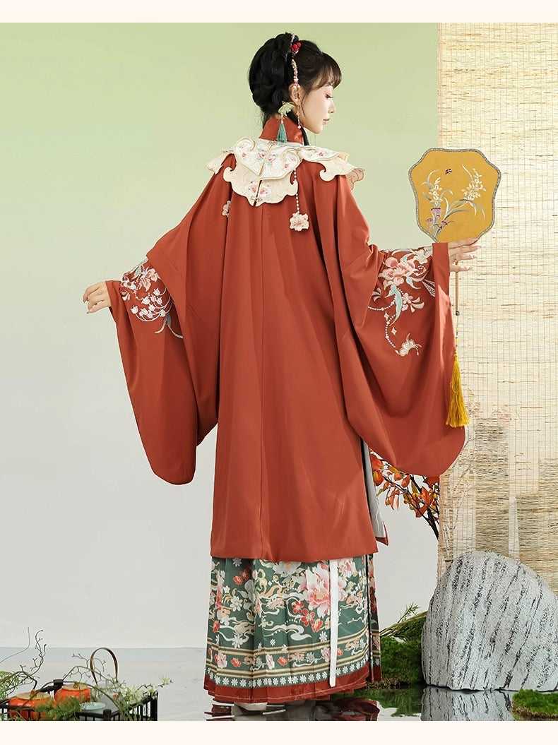 PreOrder:Ling Lan Elegance - Adult Green Ming Dynasty Hanfu: Printed Long Shirt with Horseface Skirt & Yunjian