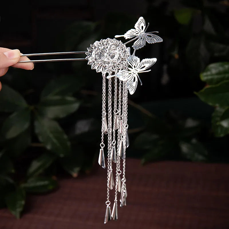 Elegant Butterfly Tassel Hairpin: Traditional Chinese Hanfu Hair Ornament - Exquisite Step Shake Hair Stick for Classical Style